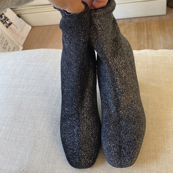 Free People Lola Cruz Gray Glitter Block Heel Sock Booties SEXY Comfortable ❤️🌈 - Picture 6 of 6